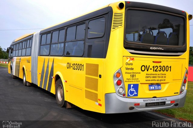 Auto Viação Ouro Verde OV-123001 na cidade de Guaporé, Rio Grande do Sul, Brasil, por Marcio  Bruxel. Número da foto: #1392946.