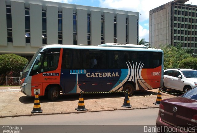 Catedral Turismo 11060 na cidade de Brasília, Distrito Federal, Brasil, por Daniel Rodrigues. Número da foto: #1443267.