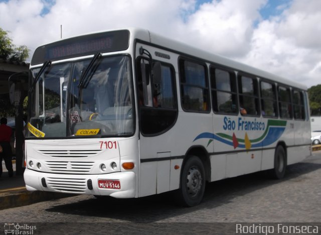 Empresa São Francisco 7101 na cidade de Maceió, Alagoas, Brasil, por Rodrigo Fonseca. Número da foto: #1460490.