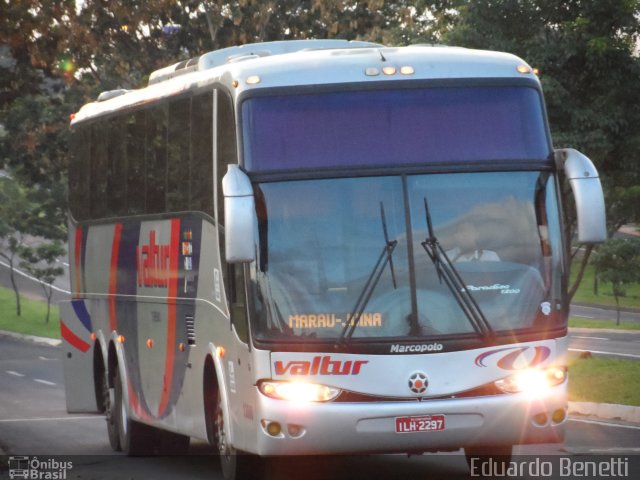 Valtur Turismo - Constantina Turismo Ltda(RS) 13000 na cidade de Campo Grande, Mato Grosso do Sul, Brasil, por Eduardo Benetti . ID da foto: 1461040.