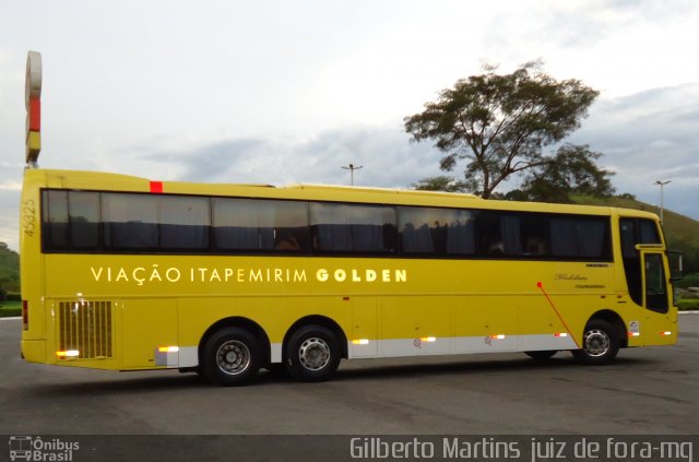 Viação Itapemirim 45325 na cidade de Juiz de Fora, Minas Gerais, Brasil, por Gilberto Martins. ID da foto: 1462754.