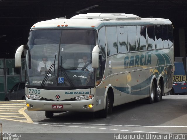 Viação Garcia 7700 na cidade de Londrina, Paraná, Brasil, por Fabiano de Oliveira Prado. Número da foto: #1466769.