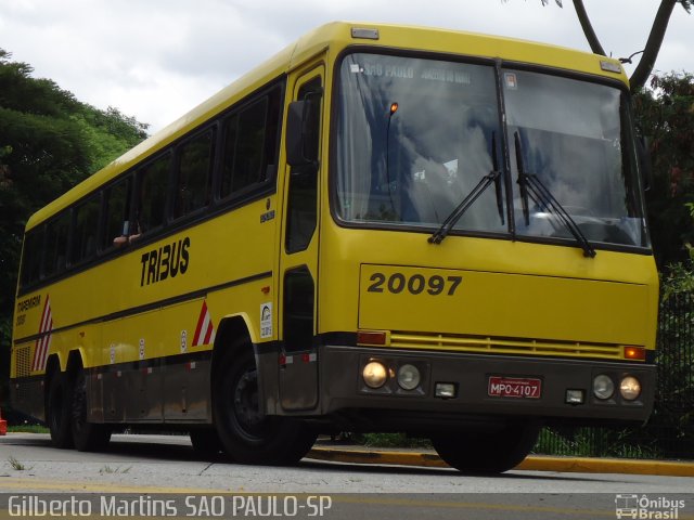 Viação Itapemirim 20097 na cidade de São Paulo, São Paulo, Brasil, por Gilberto Martins. ID da foto: 1468258.