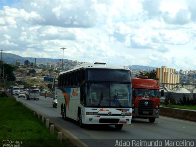 Ativa Fretamento e Turismo 1300 na cidade de Belo Horizonte, Minas Gerais, Brasil, por Adão Raimundo Marcelino. ID da foto: 1469907.