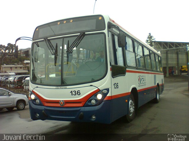 CODESA - Compañia Omnibuseira del Este 136 na cidade de Caxias do Sul, Rio Grande do Sul, Brasil, por Jovani Cecchin. Número da foto: #1470479.