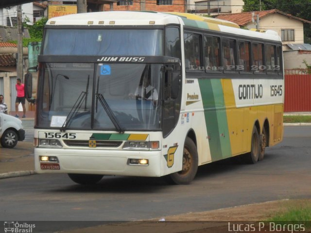 Empresa Gontijo de Transportes 15645 na cidade de Araxá, Minas Gerais, Brasil, por Lucas Borges . Número da foto: #1470664.