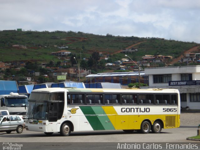 Empresa Gontijo de Transportes 5865 na cidade de João Monlevade, Minas Gerais, Brasil, por Antonio Carlos Fernandes. Número da foto: #1475257.