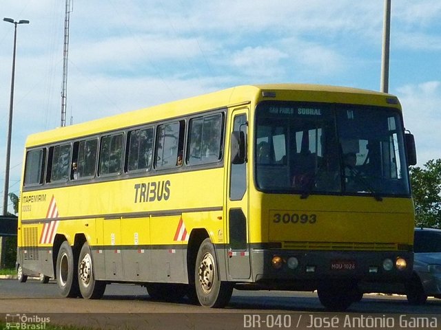 Viação Itapemirim 30093 na cidade de Santa Maria, Distrito Federal, Brasil, por José Antônio Gama. ID da foto: 1478460.