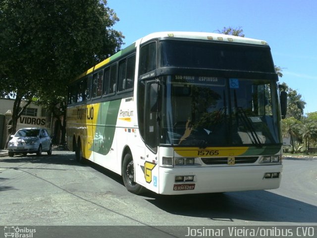 Empresa Gontijo de Transportes 15765 na cidade de Curvelo, Minas Gerais, Brasil, por Josimar Vieira. Número da foto: #1478204.