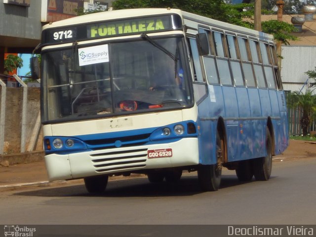 Ônibus Particulares 9712 na cidade de Rio Verde, Goiás, Brasil, por Deoclismar Vieira. Número da foto: #1444728.