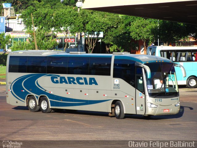Viação Garcia 7192 na cidade de Foz do Iguaçu, Paraná, Brasil, por Otavio Felipe Balbinot. Número da foto: #1485854.