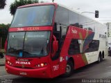Pluma Conforto e Turismo 7103 na cidade de Curitiba, Paraná, Brasil, por Alexandre Breda. Número da foto: #:id.
