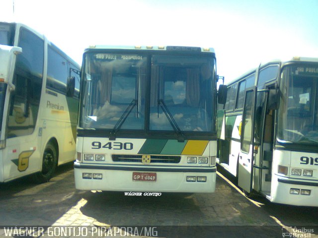 Empresa Gontijo de Transportes 9430 na cidade de Pirapora, Minas Gerais, Brasil, por Wagner Gontijo Várzea da Palma-mg. ID da foto: 1490082.