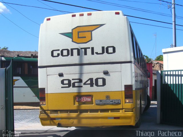 Empresa Gontijo de Transportes 9240 na cidade de Januária, Minas Gerais, Brasil, por Thiago  Pacheco. ID da foto: 1490393.