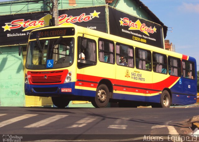 Circular Santa Luzia > Protetora Transportes 82 na cidade de São José do Rio Preto, São Paulo, Brasil, por Adems  Equipe 19. Número da foto: #1493336.
