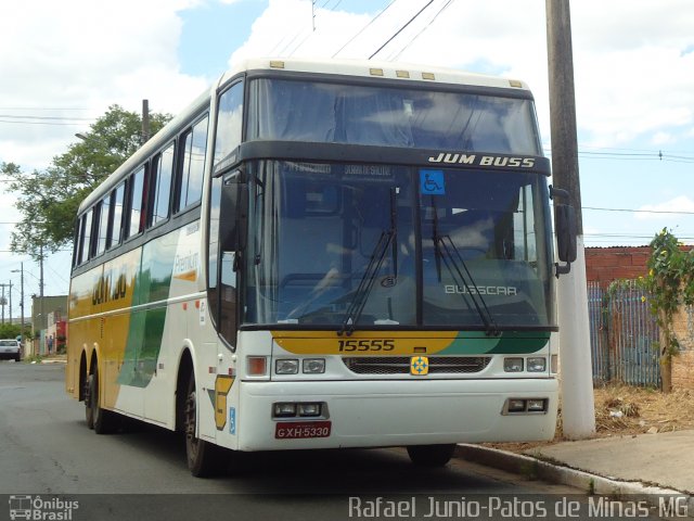 Empresa Gontijo de Transportes 15555 na cidade de Patrocínio, Minas Gerais, Brasil, por RAFAEL  JUNIO FONSECA. ID da foto: 1491455.