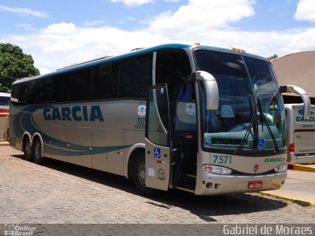 Viação Garcia 7571 na cidade de Loanda, Paraná, Brasil, por Gabriel  Moraes. Número da foto: #1492352.