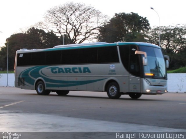 Viação Garcia 7300 na cidade de Maringá, Paraná, Brasil, por Rangel  Rovaron Lopes. ID da foto: 1497184.