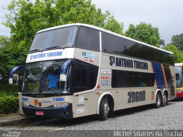 Santo Antônio Turismo 20600 na cidade de Petrópolis, Rio de Janeiro, Brasil, por Michel Soares da Rocha. Número da foto: #1447807.