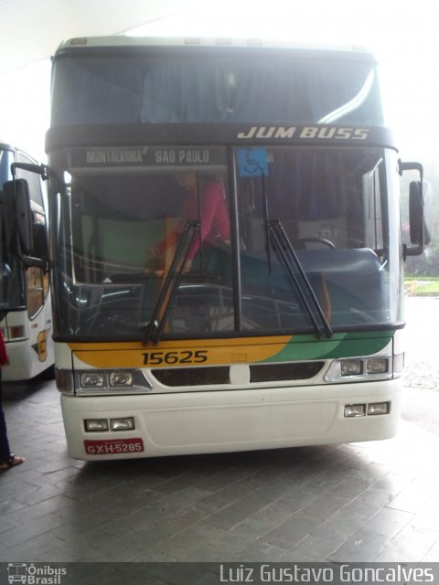 Empresa Gontijo de Transportes 15625 na cidade de Camanducaia, Minas Gerais, Brasil, por Luiz Gustavo Goncalves. Número da foto: #1502077.