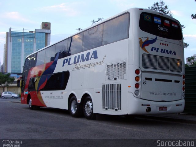 Pluma Conforto e Turismo 7014 na cidade de Curitiba, Paraná, Brasil, por Elias  Junior. ID da foto: 1450424.