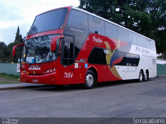 Pluma Conforto e Turismo 7014 na cidade de Curitiba, Paraná, Brasil, por Elias  Junior. ID da foto: 1450422.