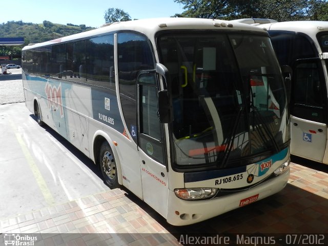 Auto Viação 1001 RJ 108.625 na cidade de Sapucaia, Rio de Janeiro, Brasil, por Alexandre  Magnus. ID da foto: 1451463.