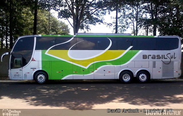 Brasil Sul Linhas Rodoviárias 2121 na cidade de Londrina, Paraná, Brasil, por David Arthur. Número da foto: #1455885.