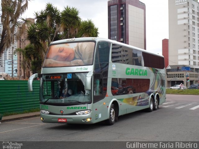 Viação Garcia 7174 na cidade de Curitiba, Paraná, Brasil, por Guilherme Faria Ribeiro. ID da foto: 1457063.