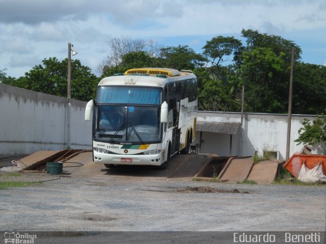 Empresa Gontijo de Transportes 17095 na cidade de Cuiabá, Mato Grosso, Brasil, por Eduardo Benetti . Número da foto: #823365.
