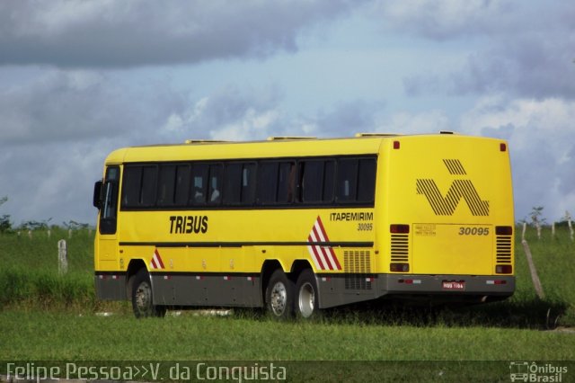 Viação Itapemirim 30095 na cidade de Vitória da Conquista, Bahia, Brasil, por Felipe Pessoa de Albuquerque. ID da foto: 841309.