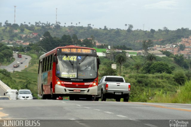 Expresso Luziense > Territorial Com. Part. e Empreendimentos 30200 na cidade de Sabará, Minas Gerais, Brasil, por JUNIOR JUNIOR. Número da foto: #845280.