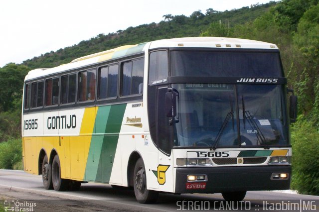 Empresa Gontijo de Transportes 15685 na cidade de Itaobim, Minas Gerais, Brasil, por Sérgio Augusto Braga Canuto. Número da foto: #846211.