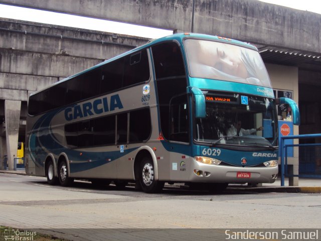 Viação Garcia 6029 na cidade de Curitiba, Paraná, Brasil, por Sanderson Samuel. ID da foto: 846258.