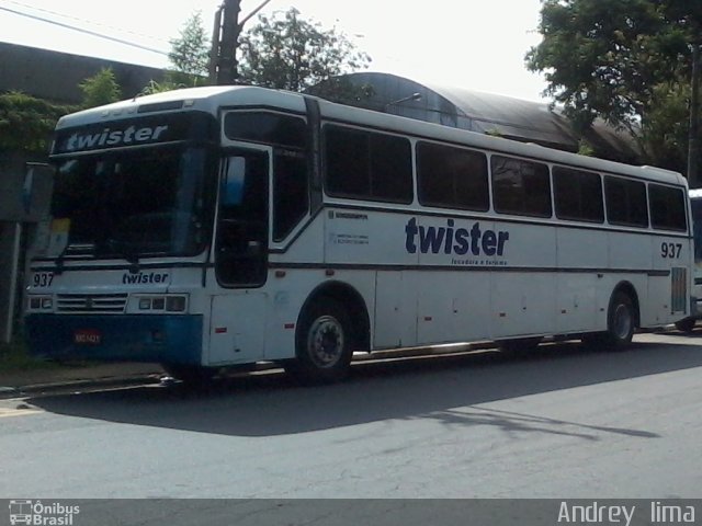 Twister Locadora e Turismo 937 na cidade de São Paulo, São Paulo, Brasil, por Andrey  Lima. Número da foto: #849962.