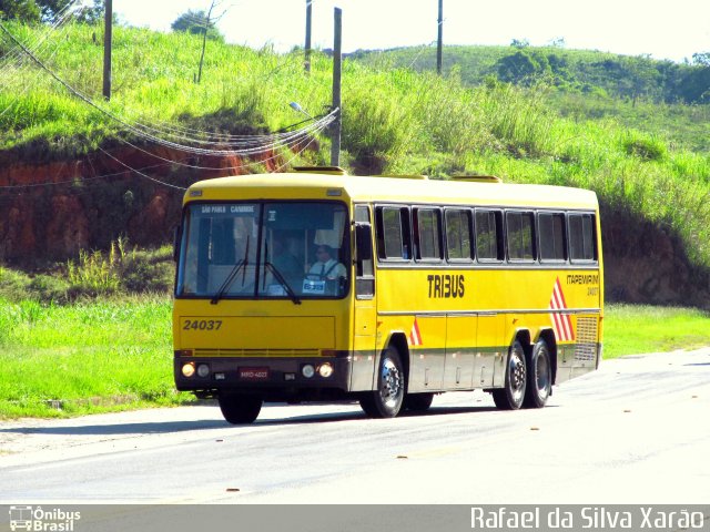 Viação Itapemirim 24037 na cidade de Paraíba do Sul, Rio de Janeiro, Brasil, por Rafael da Silva Xarão. ID da foto: 853452.