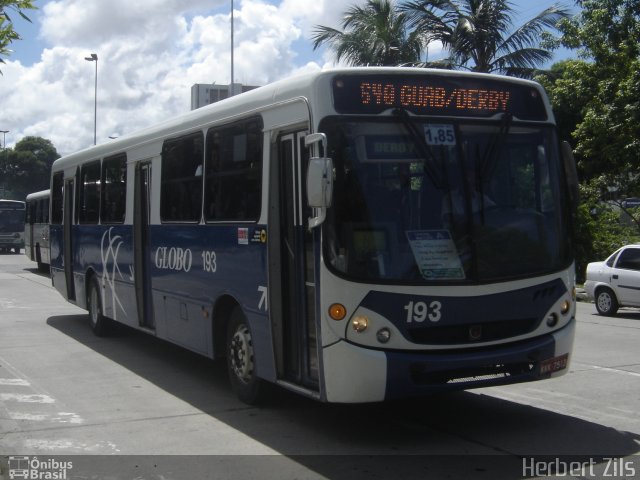 Transportadora Globo 193 na cidade de Recife, Pernambuco, Brasil, por Herbert Zils. Número da foto: #852783.
