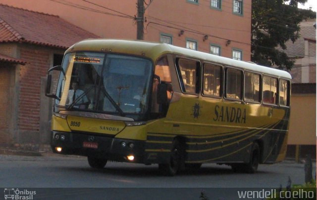 Viação Sandra 9050 na cidade de Resende Costa, Minas Gerais, Brasil, por Wendell Coelho. Número da foto: #856565.