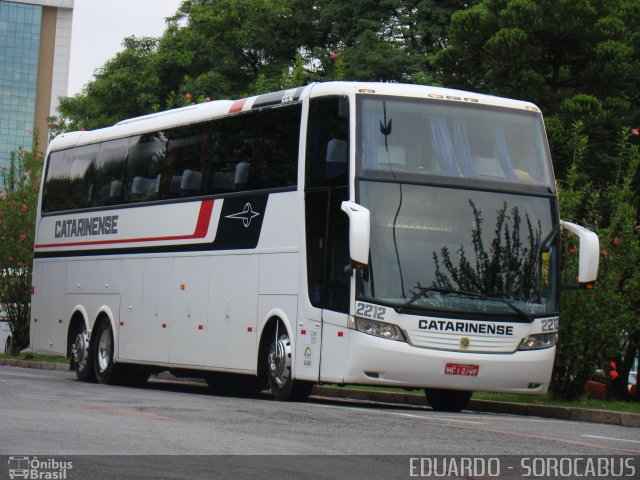 Auto Viação Catarinense 2212 na cidade de Curitiba, Paraná, Brasil, por EDUARDO - SOROCABUS. ID da foto: 860885.