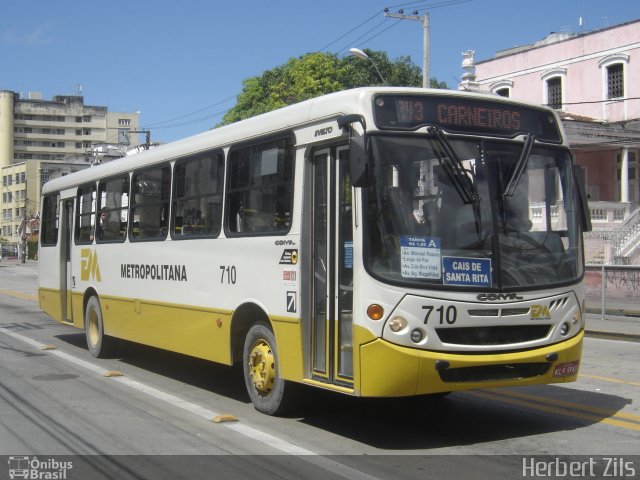 Empresa Metropolitana 710 na cidade de Recife, Pernambuco, Brasil, por Herbert Zils. Número da foto: #861453.