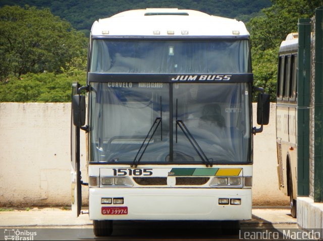 Empresa Gontijo de Transportes 15185 na cidade de Montes Claros, Minas Gerais, Brasil, por Leandro Macedo. ID da foto: 863635.