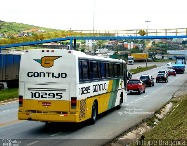 Empresa Gontijo de Transportes 10295 na cidade de João Monlevade, Minas Gerais, Brasil, por Philippe Almeida. ID da foto: 864387.