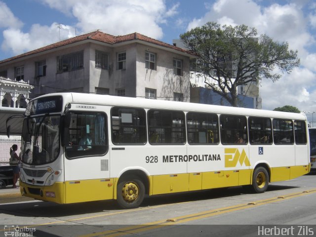 Empresa Metropolitana 928 na cidade de Recife, Pernambuco, Brasil, por Herbert Zils. Número da foto: #866145.