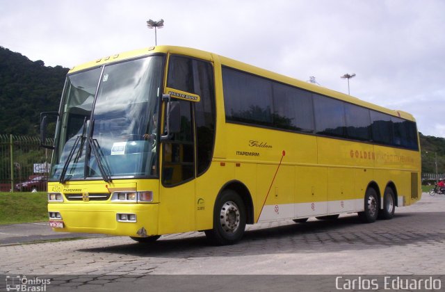 Viação Itapemirim 45261 na cidade de Guarujá, São Paulo, Brasil, por Carlos Eduardo. Número da foto: #871889.