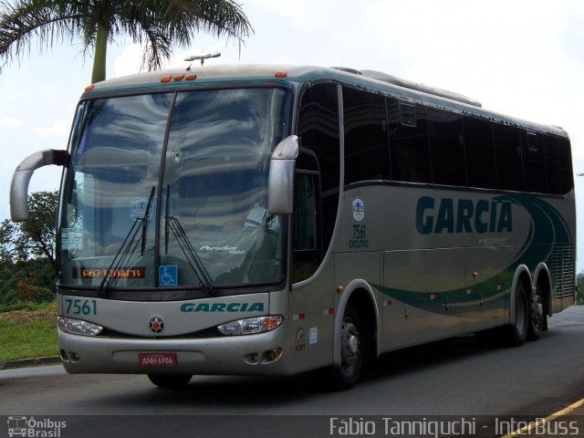 Viação Garcia 7561 na cidade de Americana, São Paulo, Brasil, por Fábio Takahashi Tanniguchi. Número da foto: #871842.