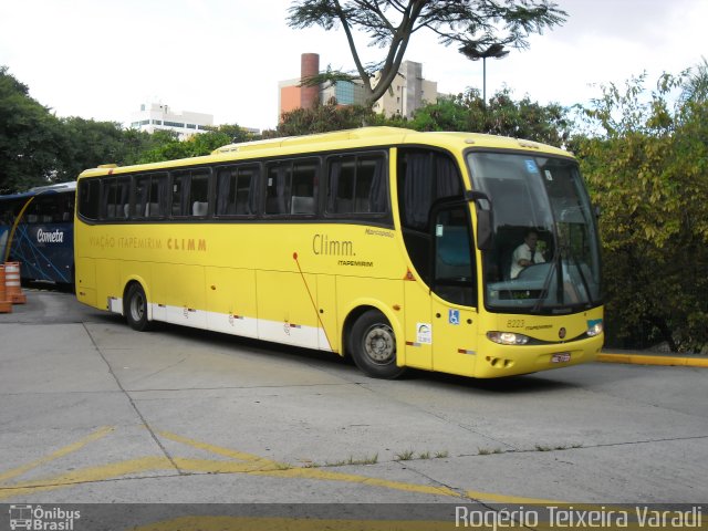 Viação Itapemirim 8223 na cidade de São Paulo, São Paulo, Brasil, por Rogério Teixeira Varadi. Número da foto: #872895.