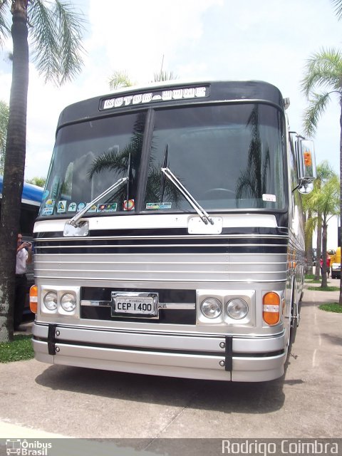 Motorhomes 1400 na cidade de São Paulo, São Paulo, Brasil, por Rodrigo Coimbra. Número da foto: #874568.