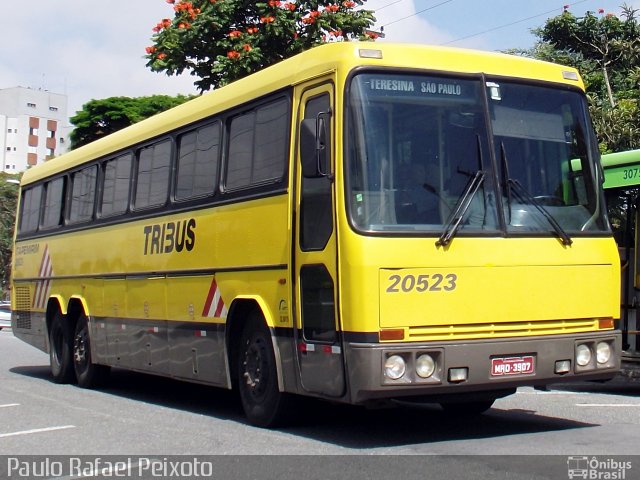 Viação Itapemirim 20523 na cidade de São José dos Campos, São Paulo, Brasil, por Paulo Rafael Peixoto. ID da foto: 876953.