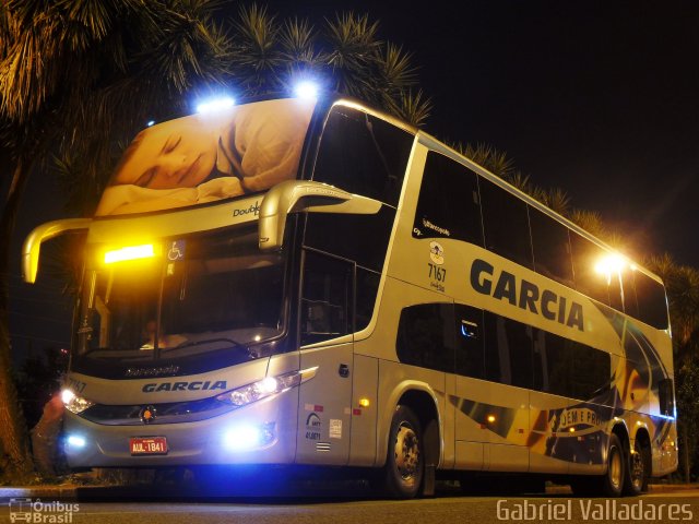 Viação Garcia 7167 na cidade de Curitiba, Paraná, Brasil, por Gabriel Valladares. Número da foto: #876764.