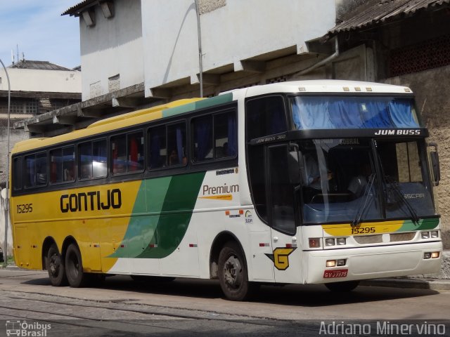 Empresa Gontijo de Transportes 15295 na cidade de Rio de Janeiro, Rio de Janeiro, Brasil, por Adriano Minervino. ID da foto: 878777.